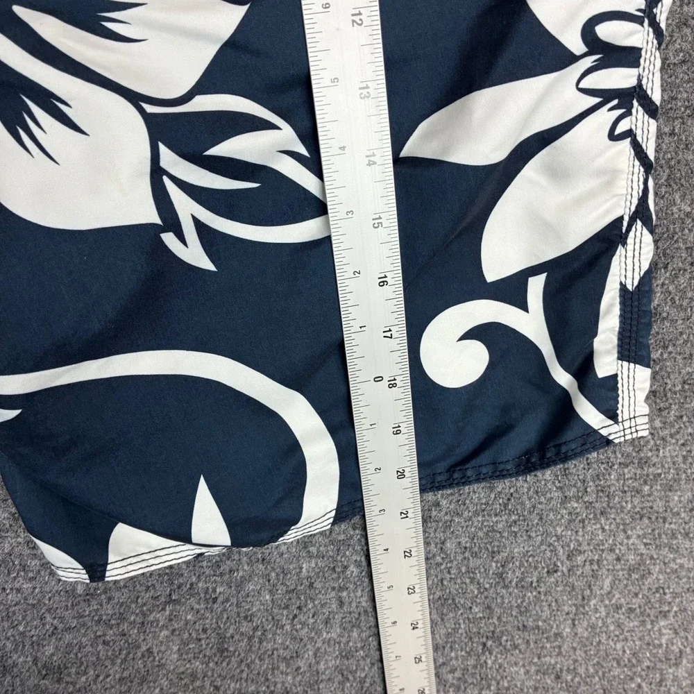 Old Navy Mens Size Medium Navy White Hibiscus Floral Board Shorts Swim Trunks